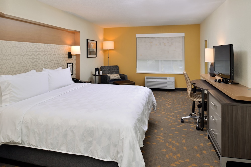 Holiday Inn Hotel & Suites Overland Park Convention Center - photo 18