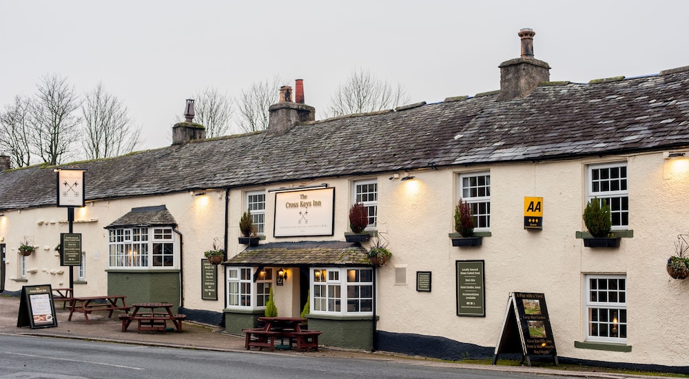 Cross Keys Inn - carbon neutral hotel in Penrith