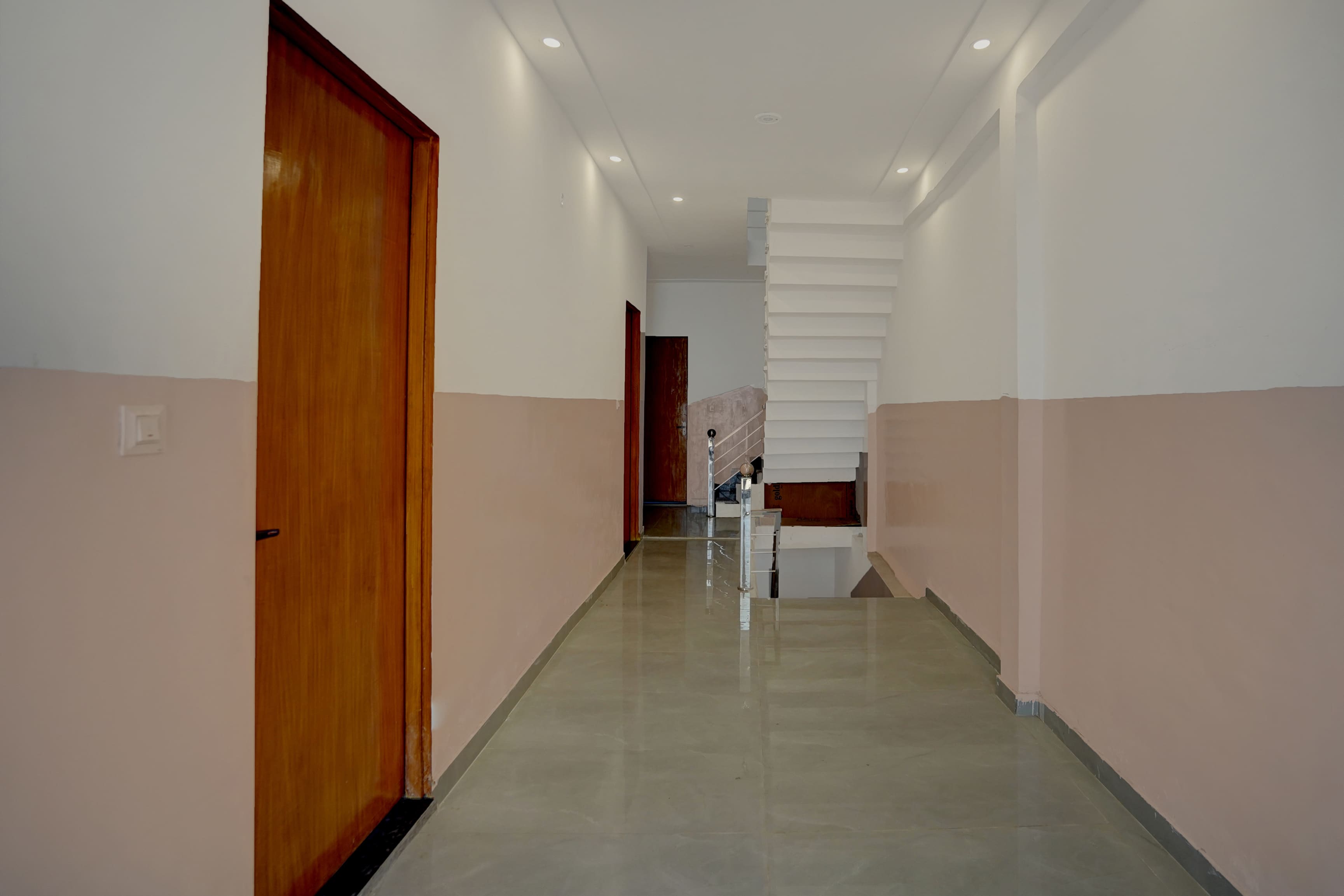Rj Hotel — 4-Star Luxury Hotel in Nagpur, India