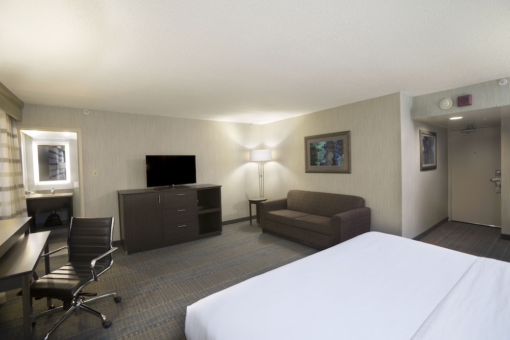 Holiday Inn Columbus Dwtn Capitol Square by IHG - photo 32