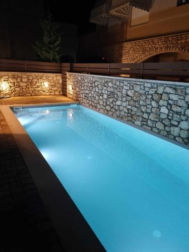 Lydia's Inn 1 Private pool near Xylokastro — 4-Star Luxury Hotel in Melissi, Greece
