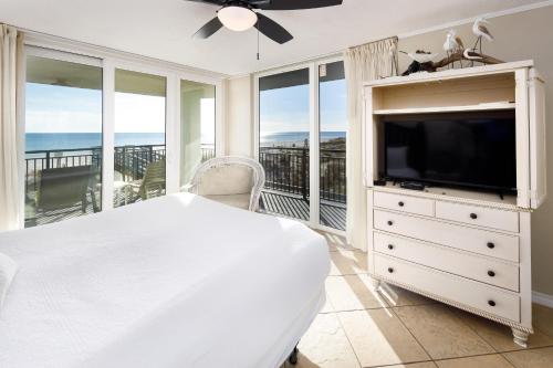 Nautilus 1201 Gulf Front 2 BR 2nd FLR — 4-Star Luxury Hotel in Fort Walton Beach, United States