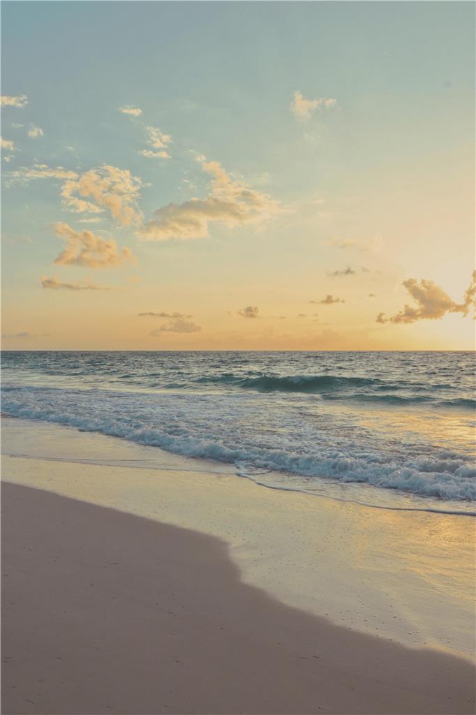 KICUN1_Cancun Beach 01.jpg