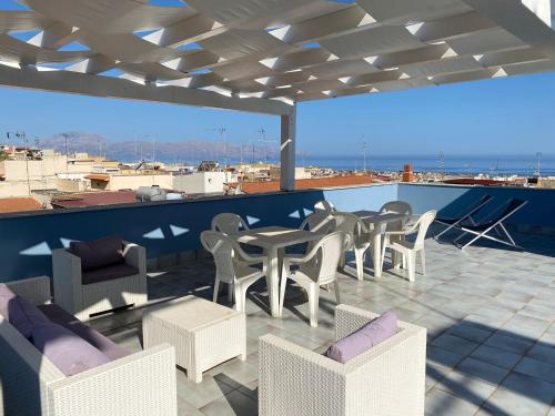 Stella Maris Case Vacanze — 4-Star Luxury Hotel in Balestrate, Italy