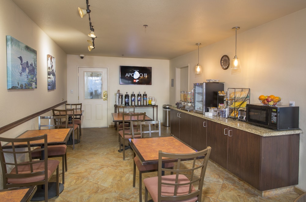 Granzella's Inn - photo 18