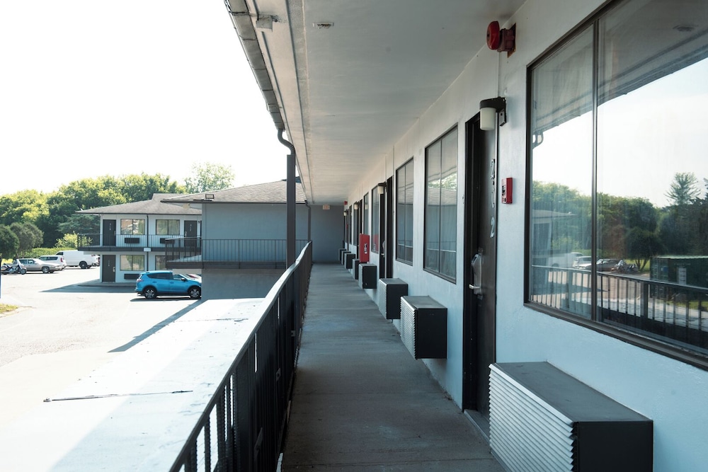 Anderson Inn - photo 4