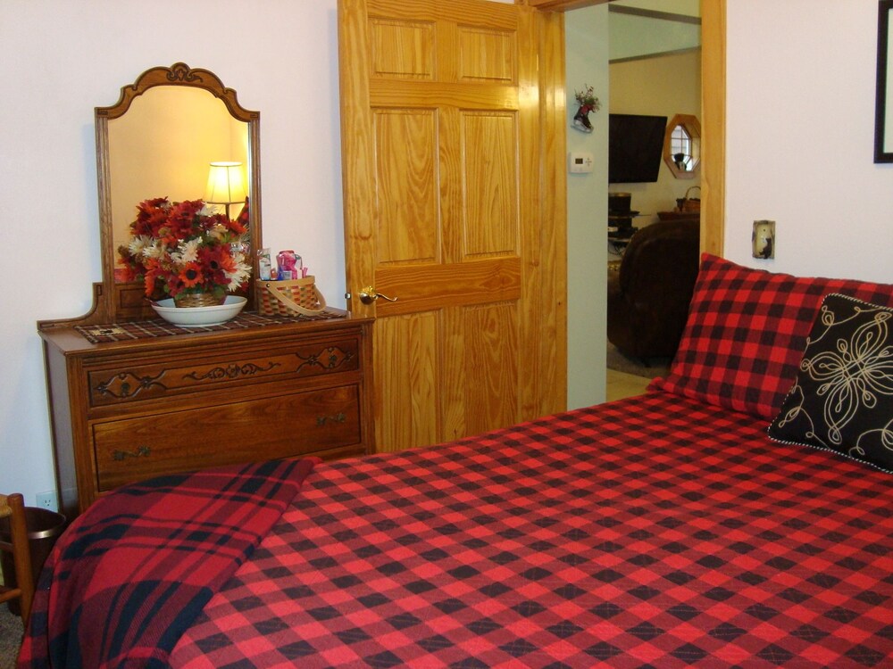 The Bear Den - photo 4