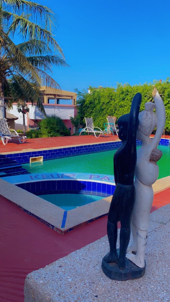 Black And White Hôtel in Dakar, Senegal