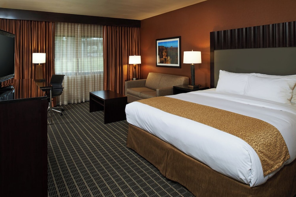 DoubleTree by Hilton Hotel Flagstaff - photo 30