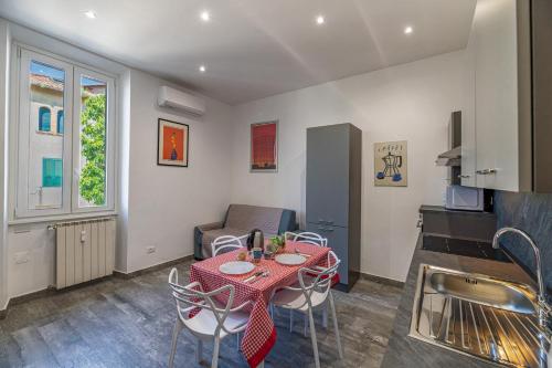 Rooma Roman Nest Garbatella metro B line — 4-Star Luxury Hotel in Rome, Italy