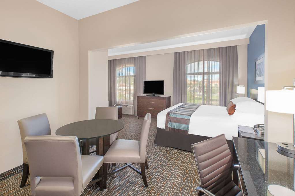 Wingate by Wyndham Sylvania Toledo - photo 34