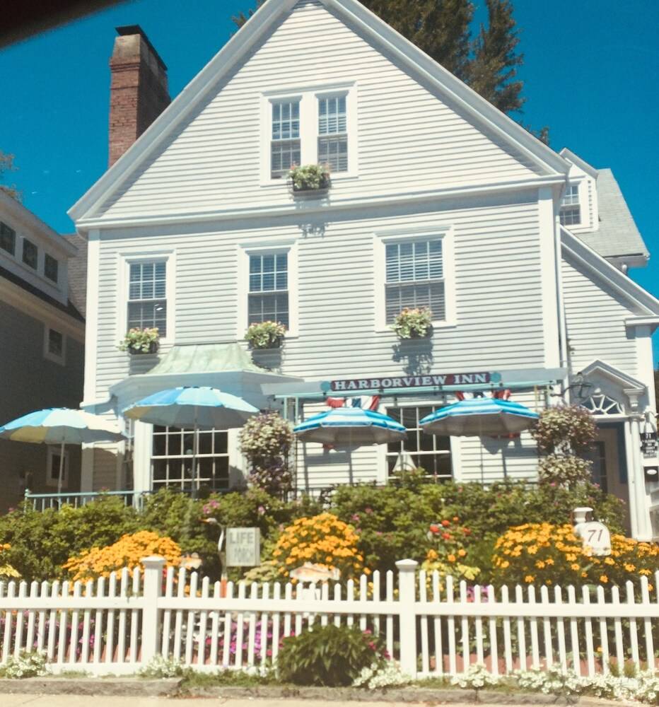 Harborview Inn - photo 24