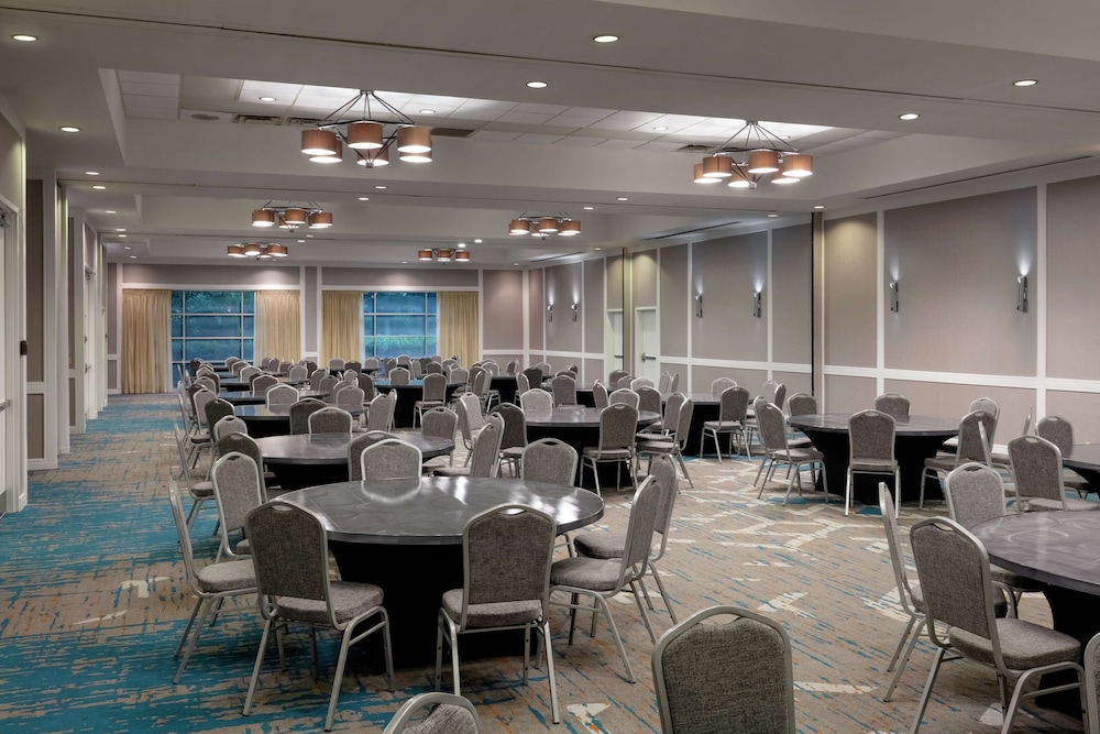 DoubleTree by Hilton Birmingham Perimeter Park - photo 44