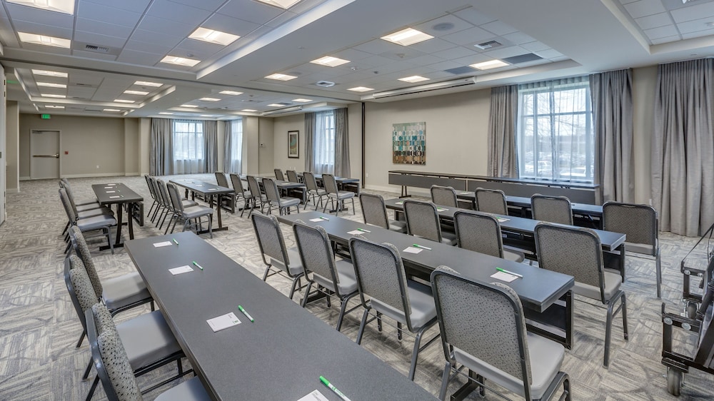 Holiday Inn & Suites Bellingham by IHG - photo 88