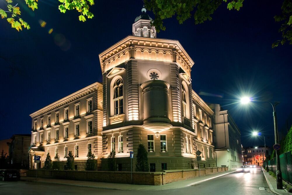 Avesa Luxury Apartments By Wawel Castle — 4-Star Luxury Hotel in Krakow, Poland