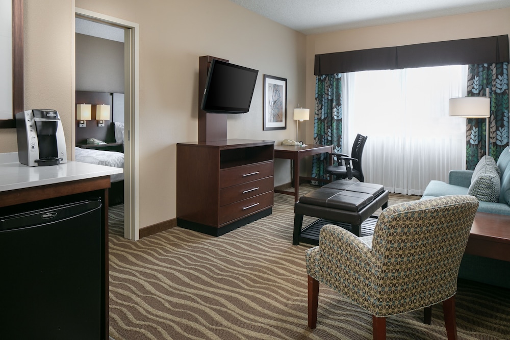 Holiday Inn & Suites Overland Park West by IHG - photo 15