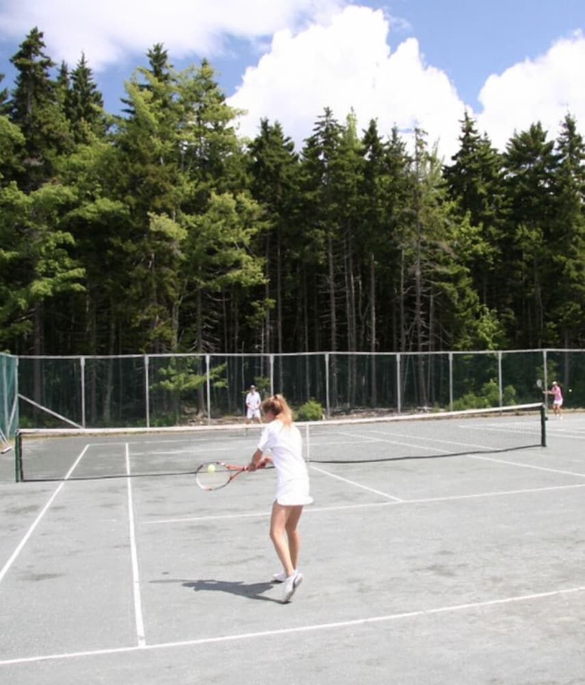 Spruce Point Inn - photo 32
