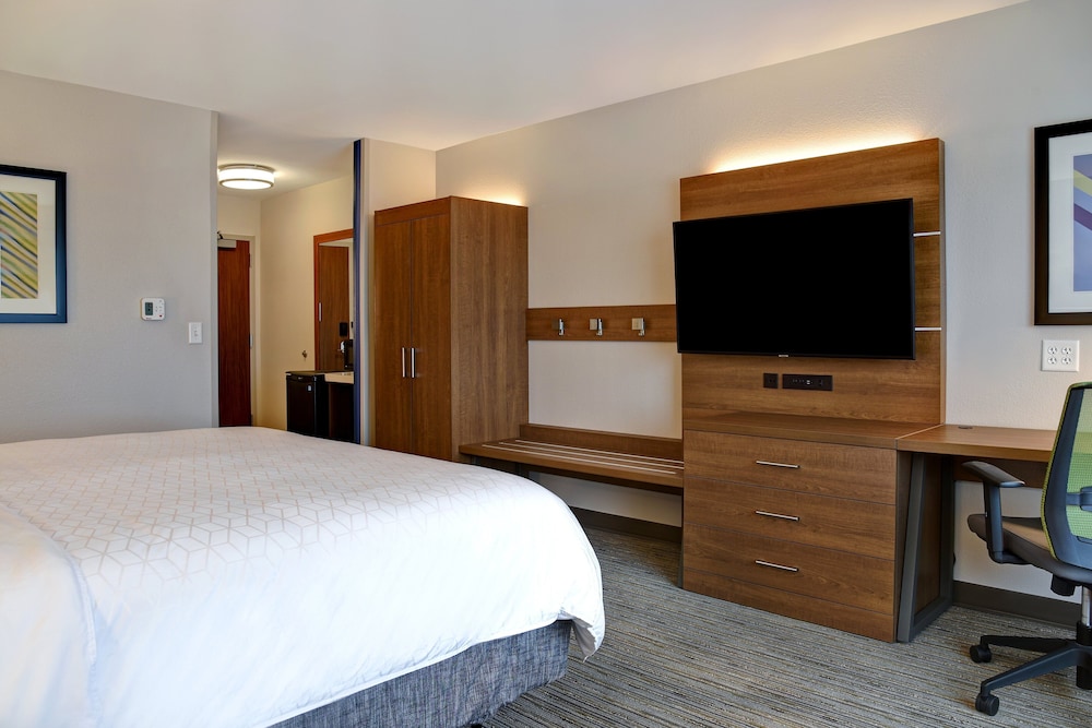 Holiday Inn Express & Suites Ottawa by IHG - photo 8