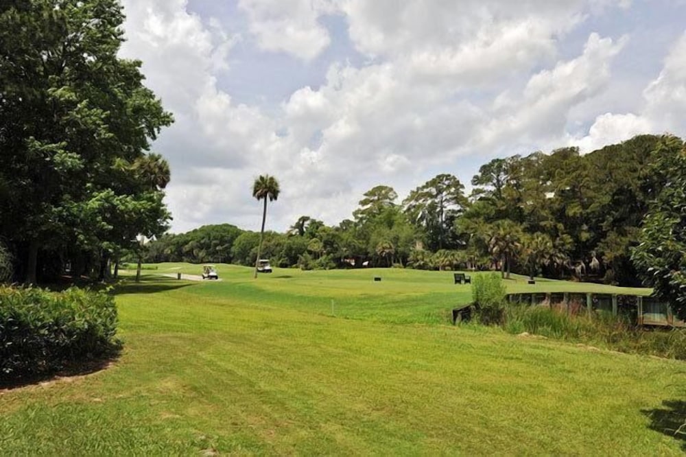 42 N. Sea Pines Drive at the Sea Pines Resort - photo 9