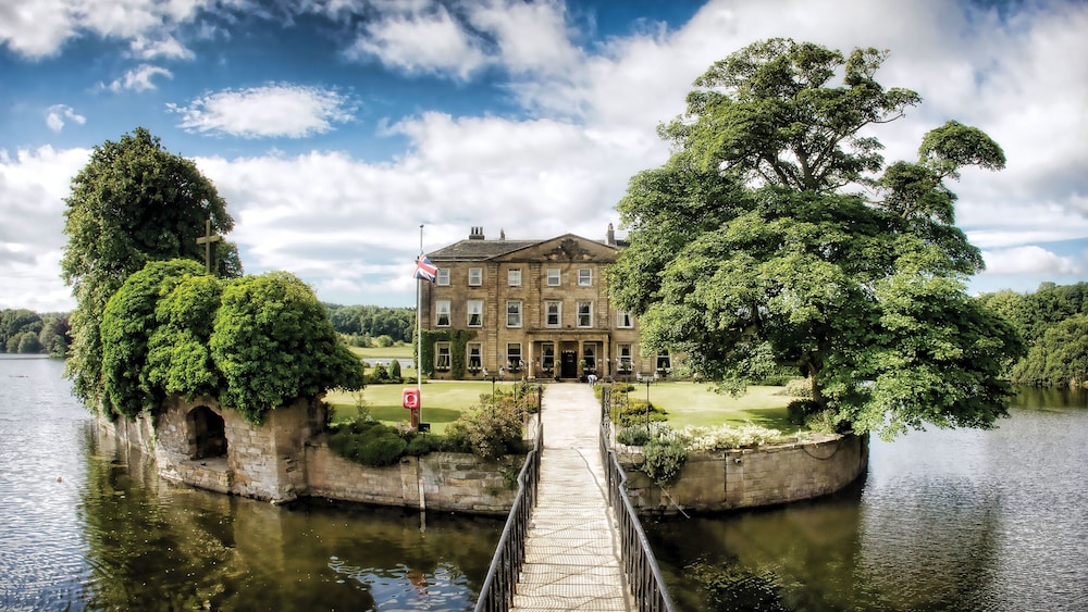 Waterton Park Hotel in Wakefield, United Kingdom