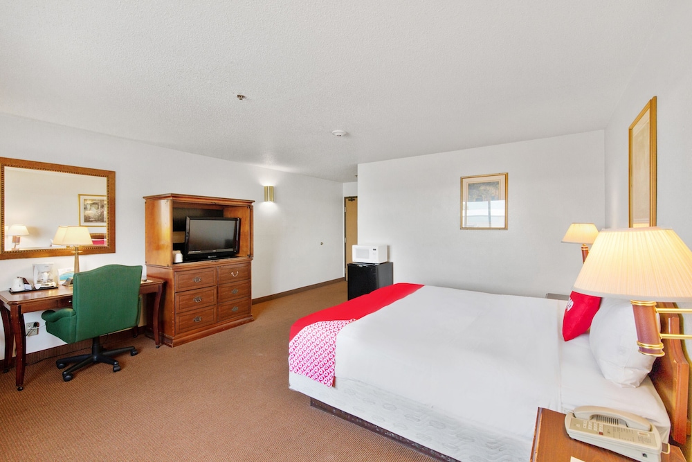 Oyo Hotel Portage I 94 - photo 11
