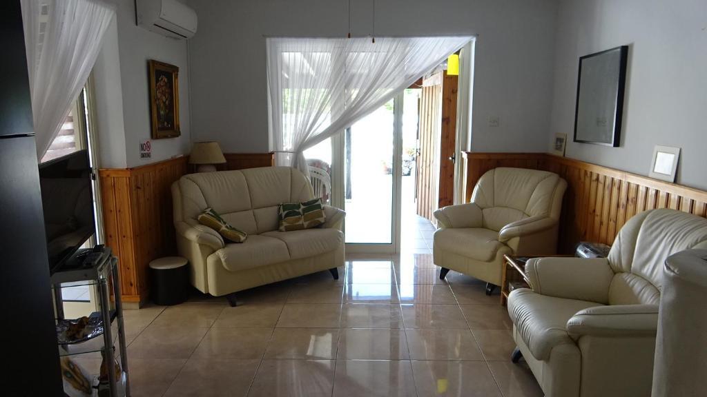 Spyros No23 Charming Oceanview Maisonette