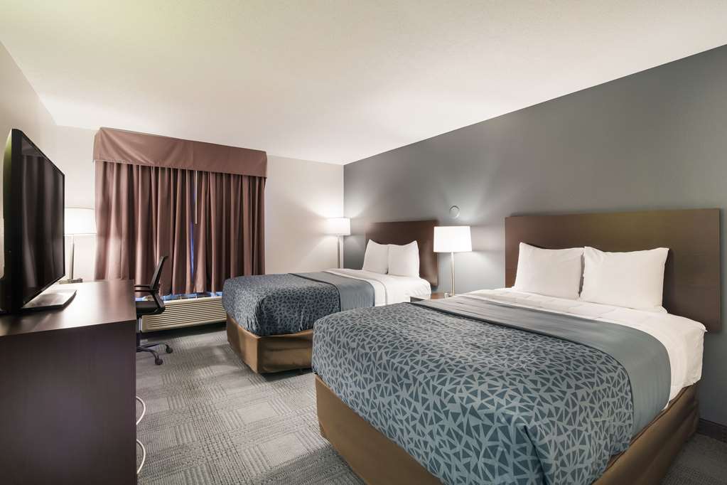 Econo Lodge Williston - photo 14