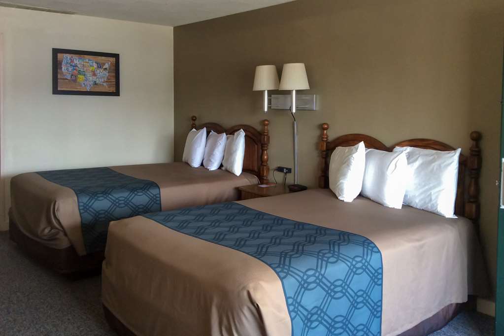Econo Lodge Cortland Downtown - photo 7