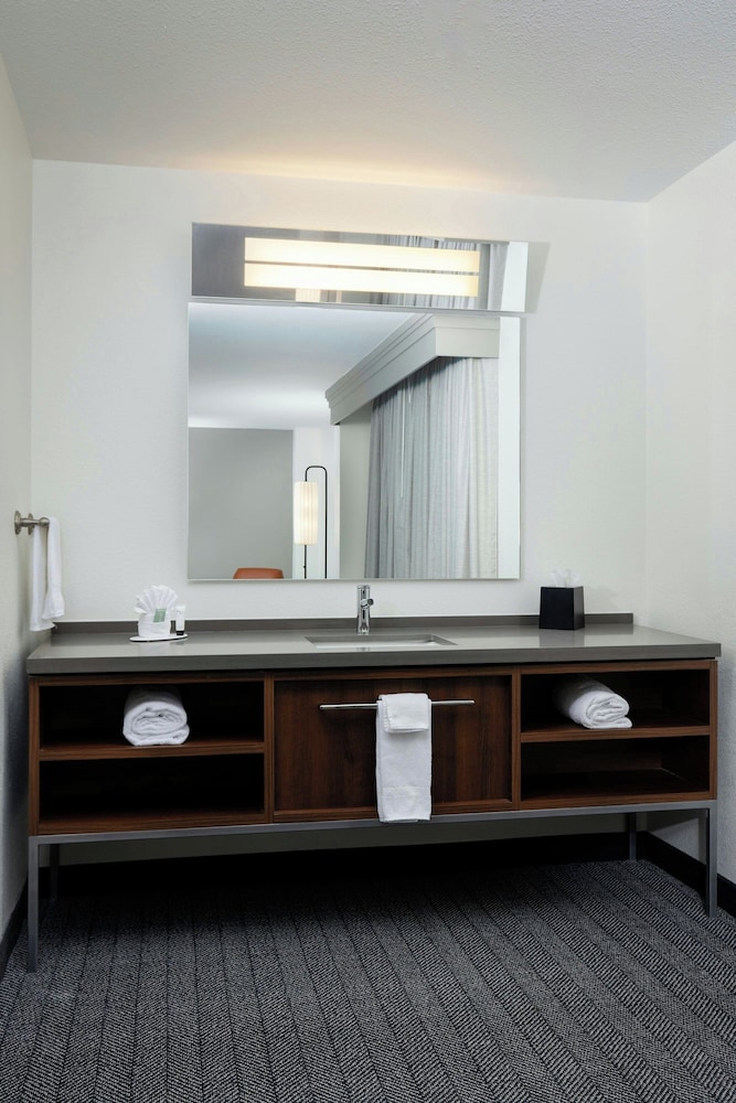 Courtyard by Marriott Wichita At Old Town - photo 18