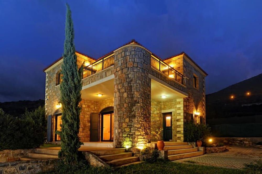 Villas Crete — 4-Star Luxury Hotel in Hersonissos, Greece