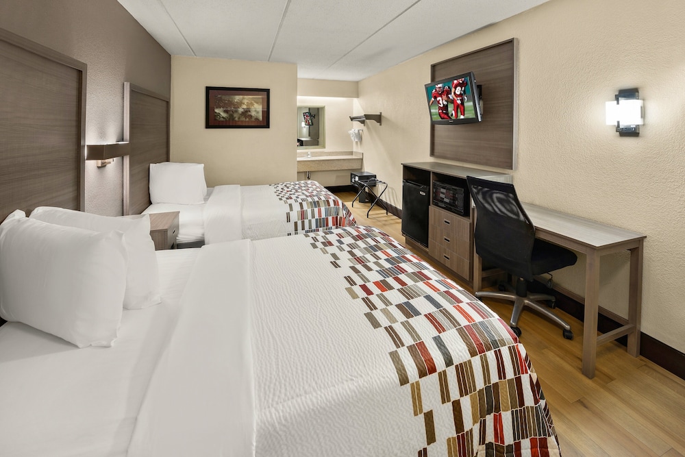 Red Roof Inn Chapel Hill UNC - photo 19