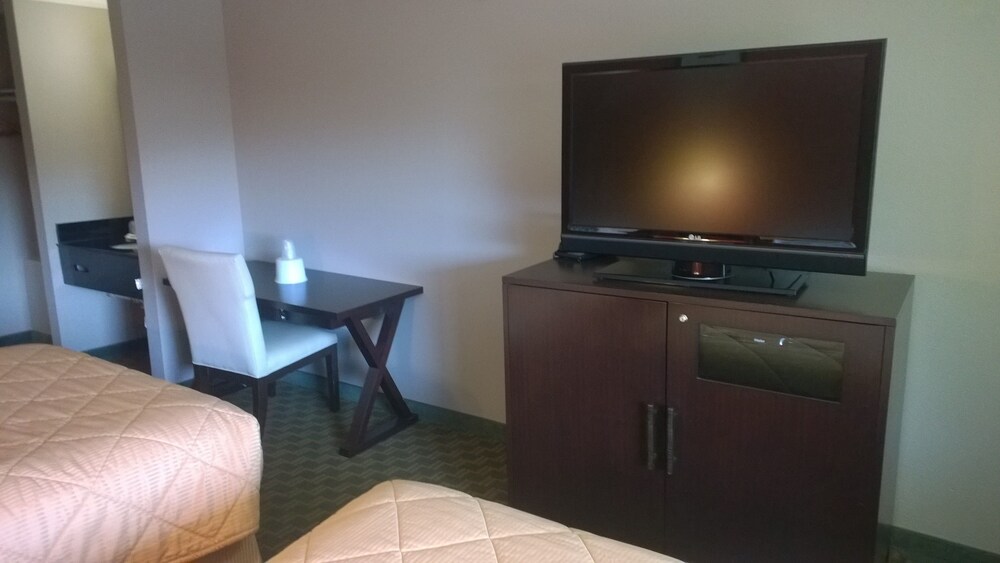 Banfield Value Inn - photo 19