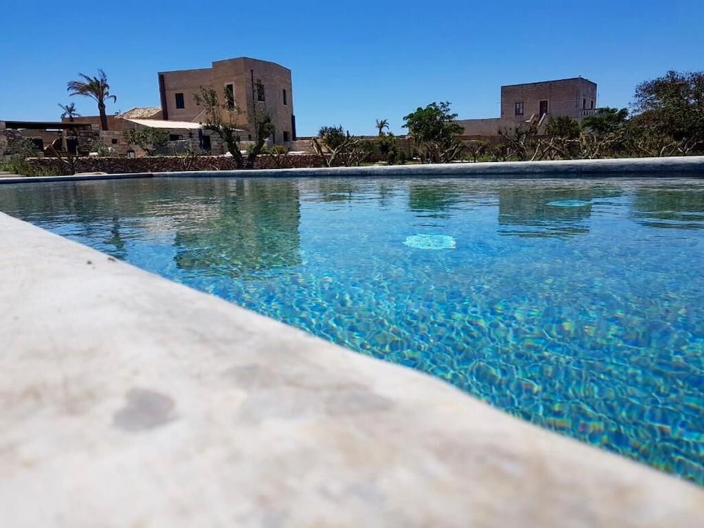 Il Baglio Sull'acqua — 4-Star Luxury Hotel in Favignana, Italy