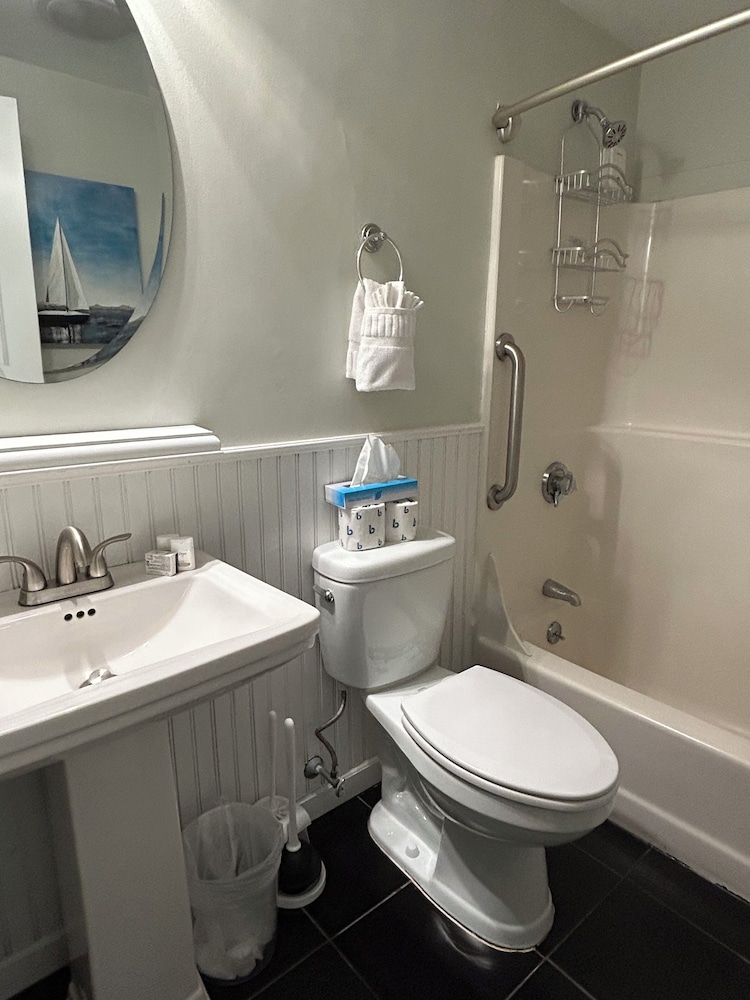 The Island Inn on Martha's Vineyard - photo 175