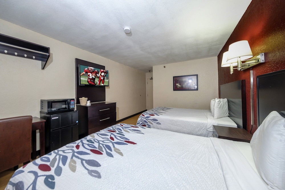 Red Roof Inn Jacksonville Cruise Port - photo 11