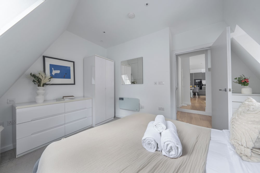 Chic 1BR Close to Tower & Thames - last minute hotel in London