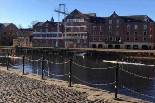 Riverside Apartment York — 5-Star Luxury Hotel in York, United Kingdom