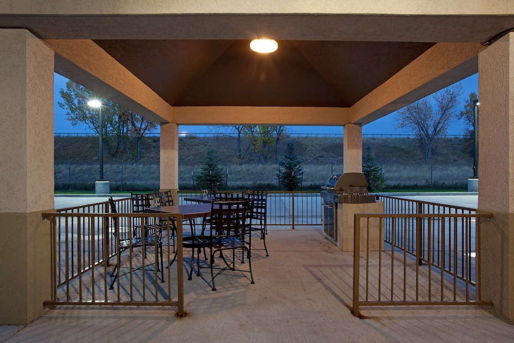 Candlewood Suites Sheridan by IHG - photo 29