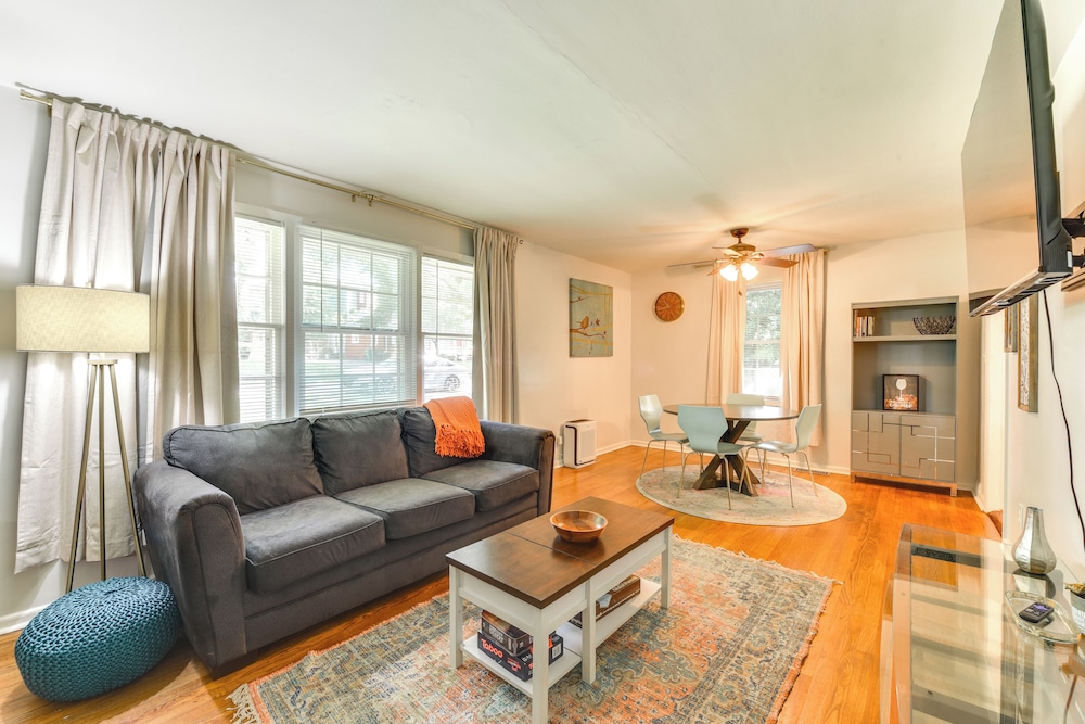 4 Mi to Nascar Hall of Fame: Charlotte Gem w Yard in Charlotte, United States