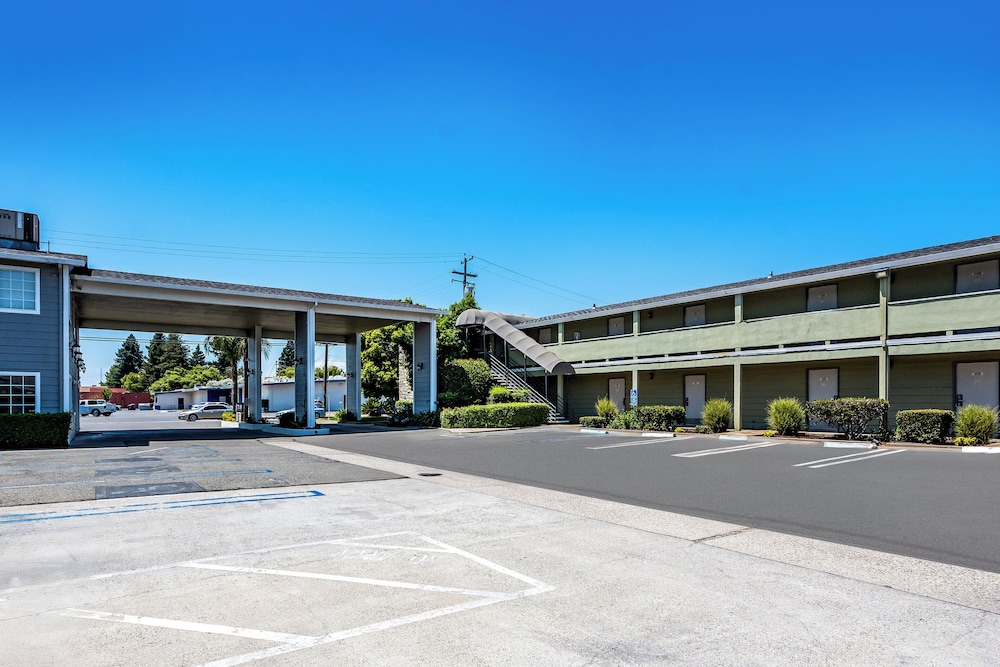 Red Roof Inn Yuba City Bonanza Marysville - photo 44