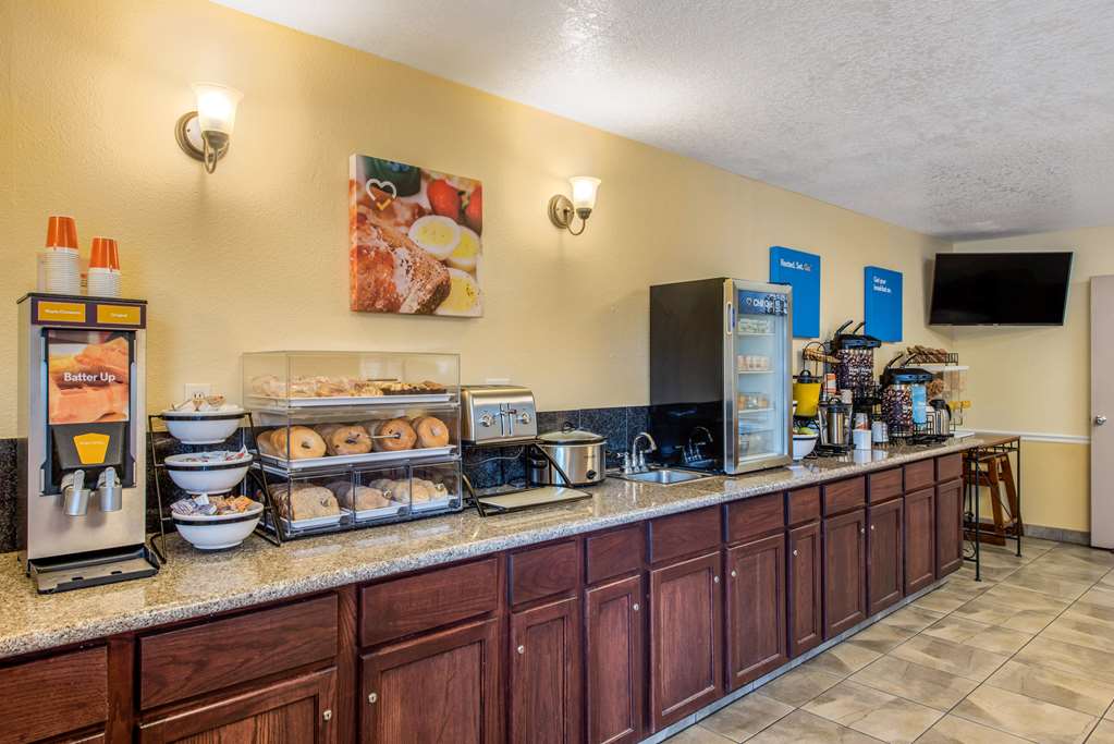 Comfort Inn Mount Shasta Area - photo 44