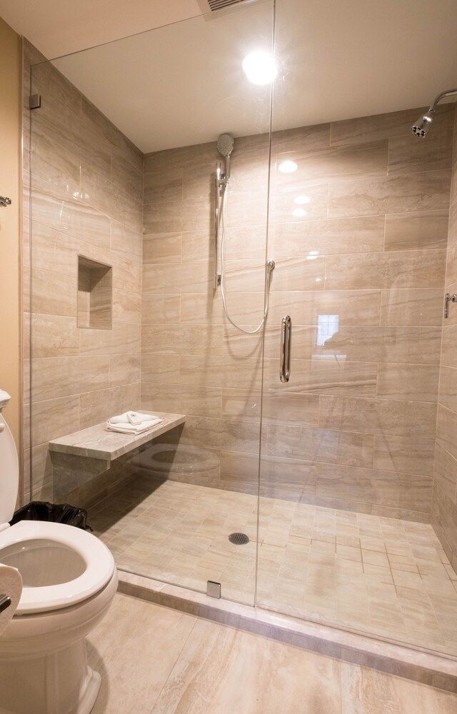 Luxury One Bedroom 1 Apartment Hotel by RedAwning - photo 4