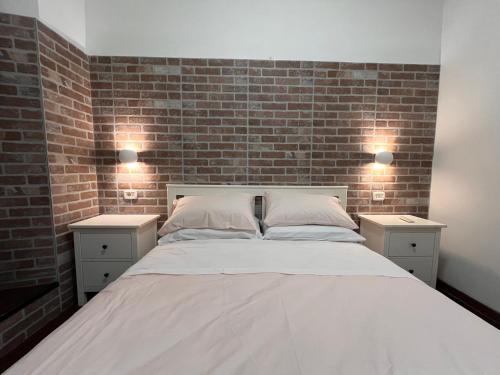 Casina Dacia — 4-Star Luxury Hotel in Rome, Italy