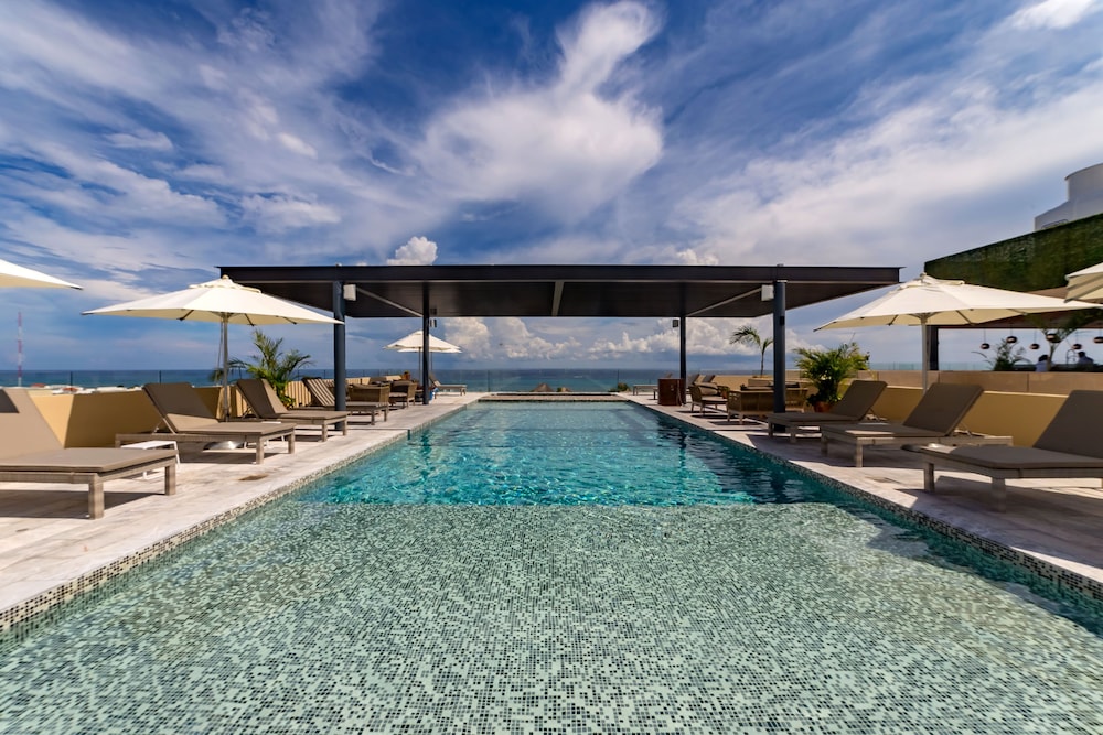 Rooftop pool