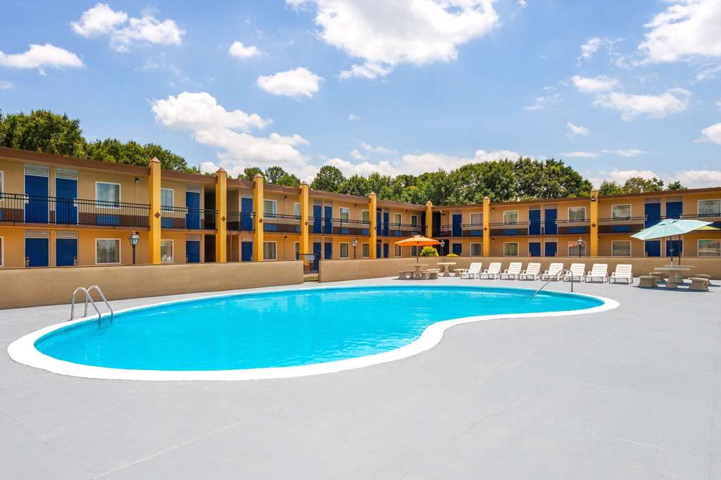 Days Inn by Wyndham Shelby - photo 7