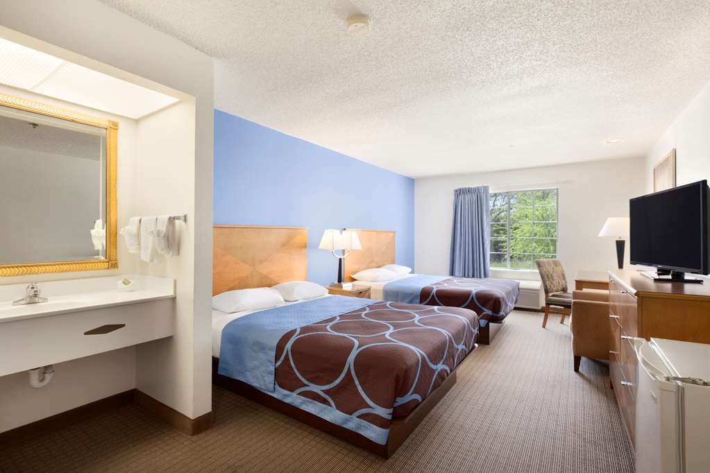 Super 8 by Wyndham Garland Rowlett East Dallas Area - photo 12