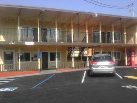 Travel Inn and Suites in Fresno, United States