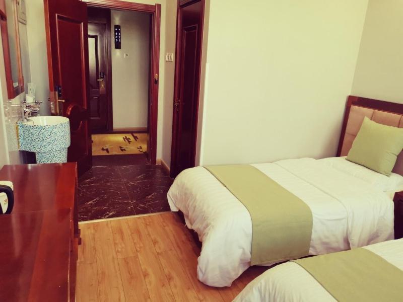 GreenTree Alliance Hulunbeier Zhalantun Railway Station Hotel in Zhalantun, People's Republic of China