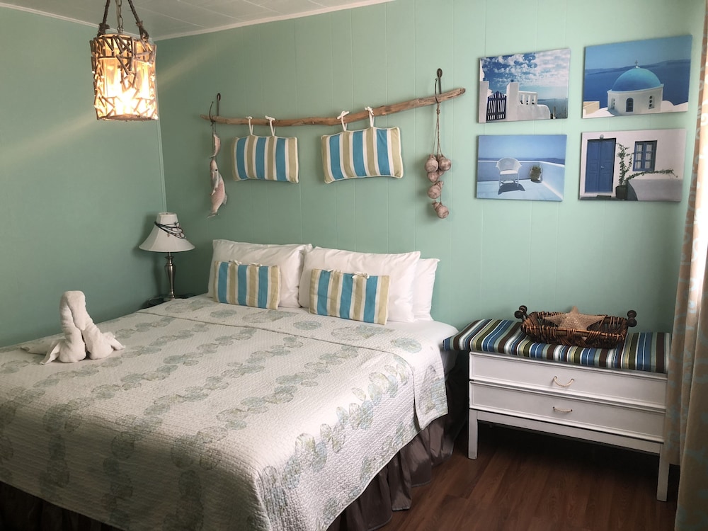 The Rex Motel in Niagara Falls, Canada