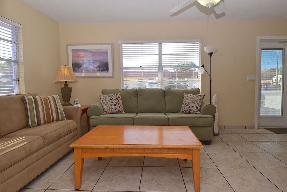 A Beach Retreat - photo 107